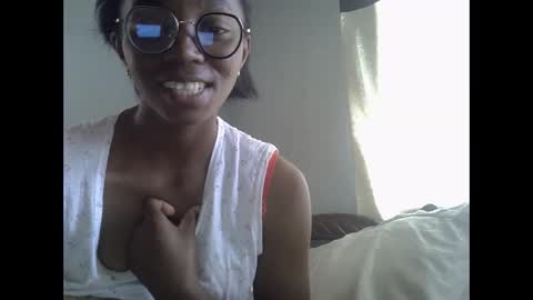 Snapshot of harysette chatting on 09-09-25, 07:52 harysette online show from 09-09-25, 07:52