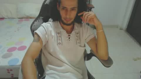 Hasani online show from 10-19-25, 04:57