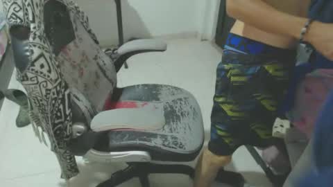 Hasani online show from 10-29-25, 05:10