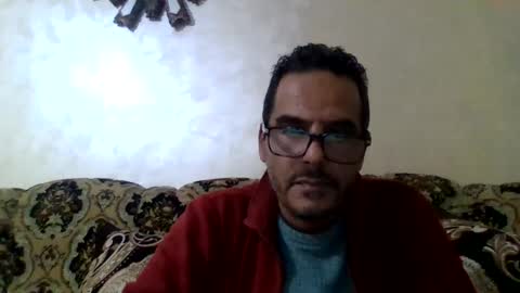 Snapshot of hassane12 chatting on 03-26-26, 11:21 hassane12 online show from 03-26-26, 11:21