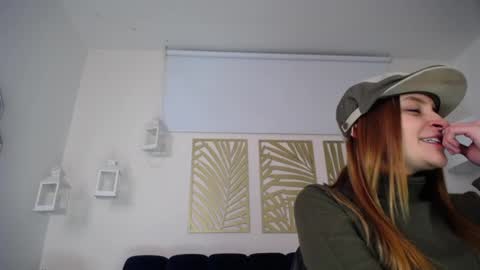 Snapshot of hat_girl chatting on 02-01-25, 09:54 Nicole online show from 02-01-25, 09:54