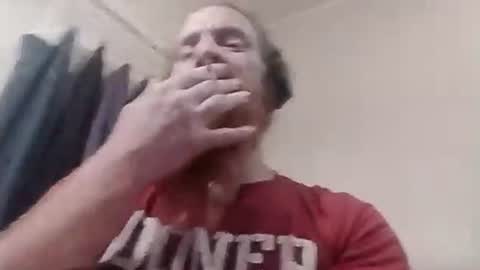 Snapshot of hatefullgod chatting on 10-19-25, 07:20 hatefullgod online show from 10-19-25, 07:20