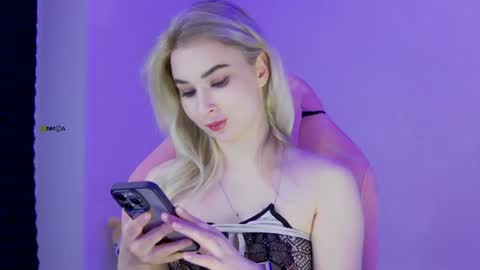 Snapshot of haters_ chatting on 06-18-26, 07:29 Anna online show from 06-18-26, 07:29