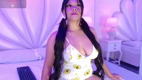 hatsajones online show from 09-26-25, 04:05