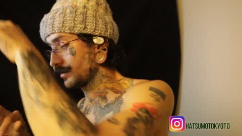 Snapshot of hatsumotokyoto chatting on 01-21-25, 01:18 More content 2 online show from 01-21-25, 01:18