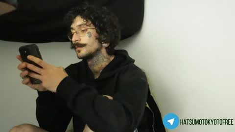 Snapshot of hatsumotokyoto chatting on 01-22-25, 02:48 More content 2 online show from 01-22-25, 02:48