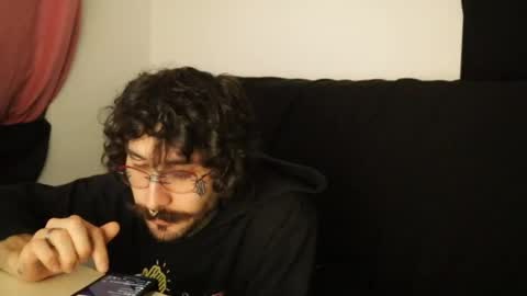 Snapshot of hatsumotokyoto chatting on 01-28-25, 12:47 More content 2 online show from 01-28-25, 12:47