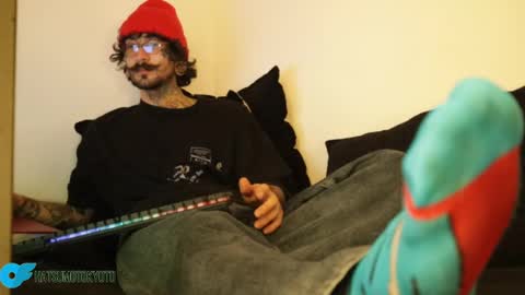 Snapshot of hatsumotokyoto chatting on 01-30-25, 12:50 More content 2 online show from 01-30-25, 12:50