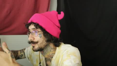 Snapshot of hatsumotokyoto chatting on 02-01-25, 09:19 More content 2 online show from 02-01-25, 09:19