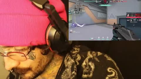 Snapshot of hatsumotokyoto chatting on 02-02-25, 03:21 More content 2 online show from 02-02-25, 03:21