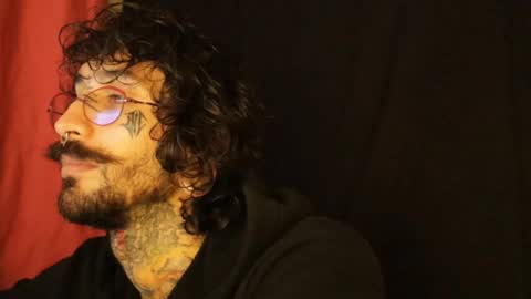 Snapshot of hatsumotokyoto chatting on 02-15-25, 01:53 More content 2 online show from 02-15-25, 01:53