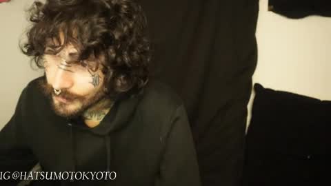 Snapshot of hatsumotokyoto chatting on 02-21-25, 01:55 More content 2 online show from 02-21-25, 01:55