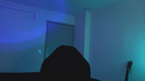 Snapshot of hatsumotokyoto chatting on 09-25-25, 04:49 More content 2 online show from 09-25-25, 04:49