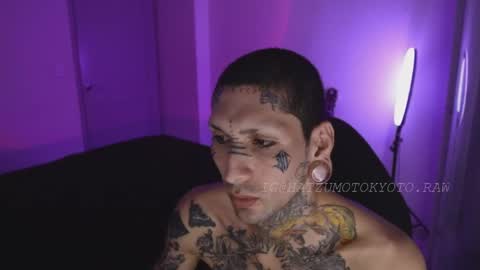 Snapshot of hatsumotokyoto chatting on 10-01-25, 03:12 More content 2 online show from 10-01-25, 03:12