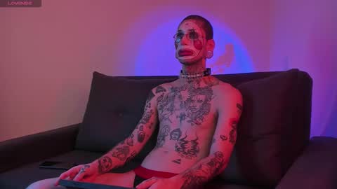 Snapshot of hatsumotokyoto chatting on 10-31-25, 06:20 More content 2 online show from 10-31-25, 06:20