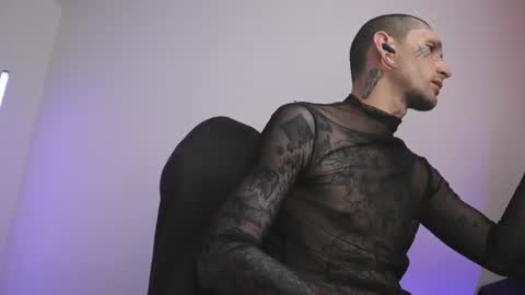 More content   2   online show from 02-10-26, 10:03