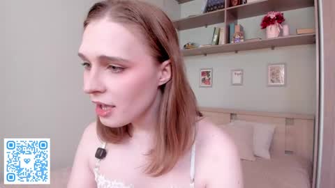 Mia online show from 04-03-26, 08:01