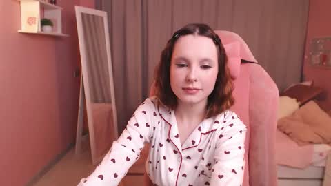 Snapshot of haya_harareet chatting on 02-06-26, 01:21 Mia online show from 02-06-26, 01:21