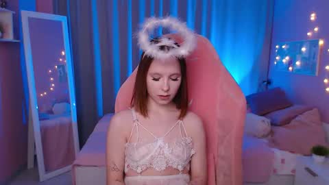 Snapshot of haya_harareet chatting on 02-19-26, 07:59 Mia online show from 02-19-26, 07:59