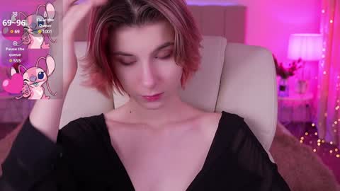 haylaamber online show from 01-22-25, 06:10