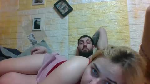 Snapshot of hayle_leonard chatting on 03-11-26, 04:35 Hayle and Leonard online show from 03-11-26, 04:35