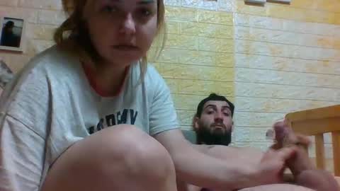 Snapshot of hayle_leonard chatting on 03-15-26, 05:57 Hayle and Leonard online show from 03-15-26, 05:57