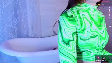 Snapshot of haylefirehot chatting on 12-16-24, 08:09 Hayle online show from 12-16-24, 08:09