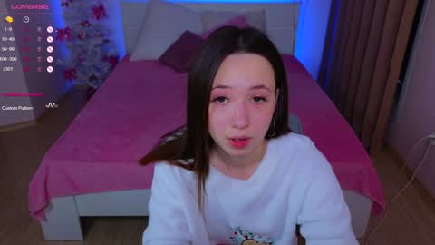 Snapshot of haylefirehot chatting on 12-30-24, 07:59 Hayle online show from 12-30-24, 07:59