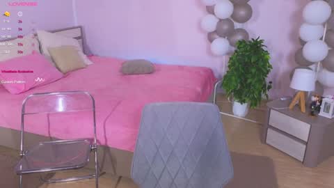 Snapshot of haylefirehot chatting on 01-22-25, 02:15 Hayle online show from 01-22-25, 02:15