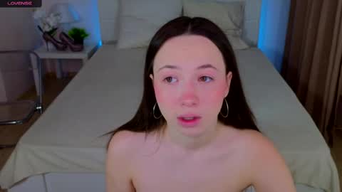 Snapshot of haylefirehot chatting on 03-03-25, 02:15 Hayle online show from 03-03-25, 02:15