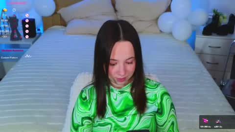 Snapshot of haylefirehot chatting on 03-04-25, 08:13 Hayle online show from 03-04-25, 08:13