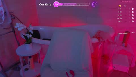 Snapshot of haylefirehot chatting on 10-22-25, 11:48 Hayle online show from 10-22-25, 11:48