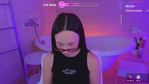 Snapshot of haylefirehot chatting on 11-27-25, 04:25 Hayle online show from 11-27-25, 04:25