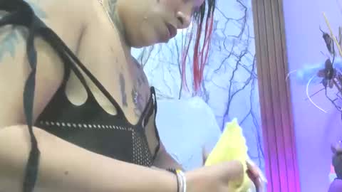 Snapshot of hayleymiller_vc chatting on 10-17-25, 04:48 hayley miller online show from 10-17-25, 04:48