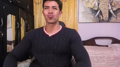 Snapshot of hazbinstudio chatting on 12-01-25, 10:37 hazbinstudio online show from 12-01-25, 10:37