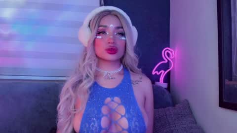 Snapshot of hazeeell chatting on 01-09-25, 05:02 Marie online show from 01-09-25, 05:02