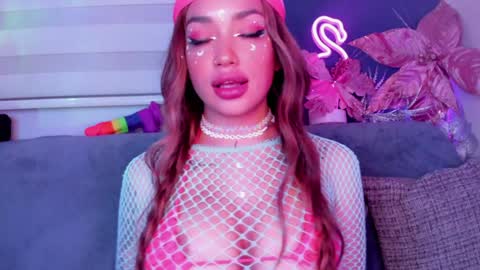 Snapshot of hazeeell chatting on 01-27-25, 08:39 Marie online show from 01-27-25, 08:39