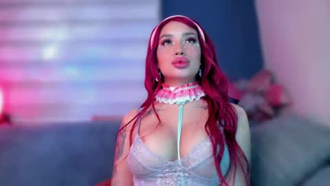 Snapshot of hazeeell chatting on 02-11-25, 08:48 Marie online show from 02-11-25, 08:48