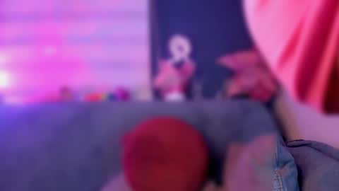 Snapshot of hazeeell chatting on 02-14-25, 08:21 Marie online show from 02-14-25, 08:21