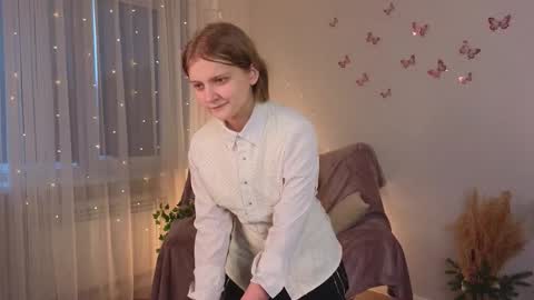 Jenny online show from 03-23-26, 03:16