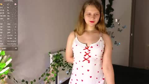Jenny online show from 04-15-26, 07:58