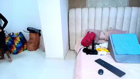 kataleya online show from 11-08-25, 07:12