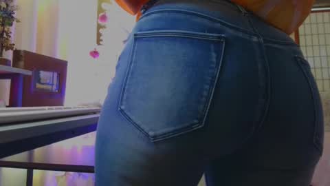 Hazel online show from 12-02-24, 03:25