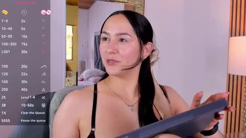  Hazel  online show from 12-05-24, 07:17