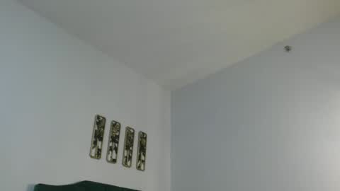 Hazel online show from 12-30-24, 11:49