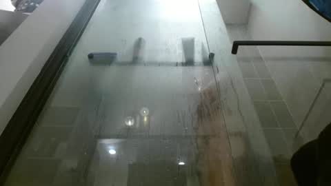 Hazel online show from 10-18-25, 02:14