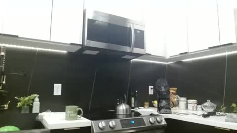 Hazel online show from 04-07-26, 01:00