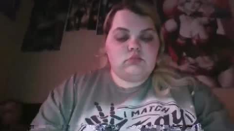 Hazeleyez97 online show from 09-27-25, 10:26