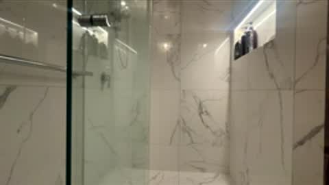 Snapshot of hb2283 chatting on 02-16-26, 06:26 h babe online show from 02-16-26, 06:26