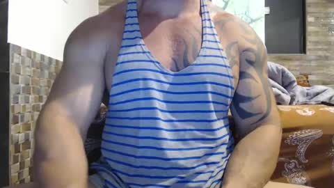 Snapshot of healedcarioca chatting on 12-28-24, 05:46 Brazilian bigdick online show from 12-28-24, 05:46